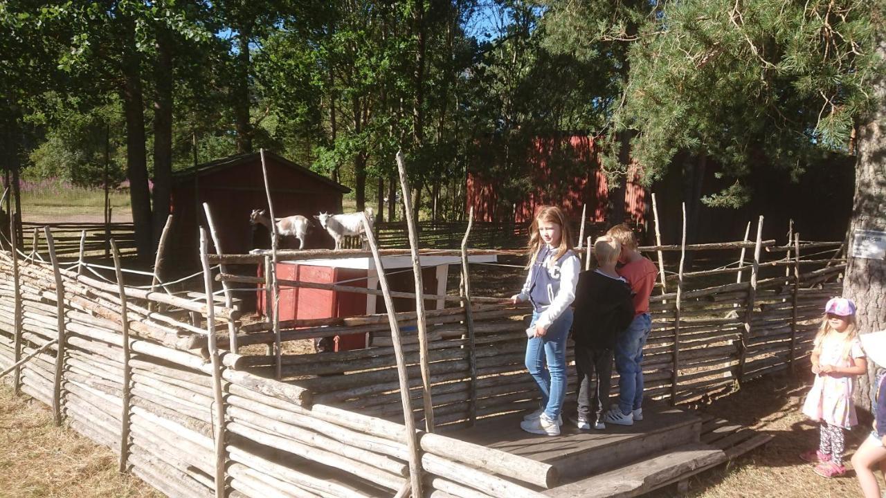 Smalandsbyn I Vimmerby Extérieur photo